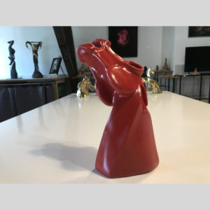 Tête de cheval en resine rouge (Annick RESTLE)